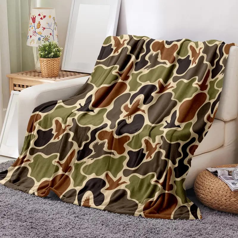 Soft Camouflage Print Flannel Throw Blanket - photo 2