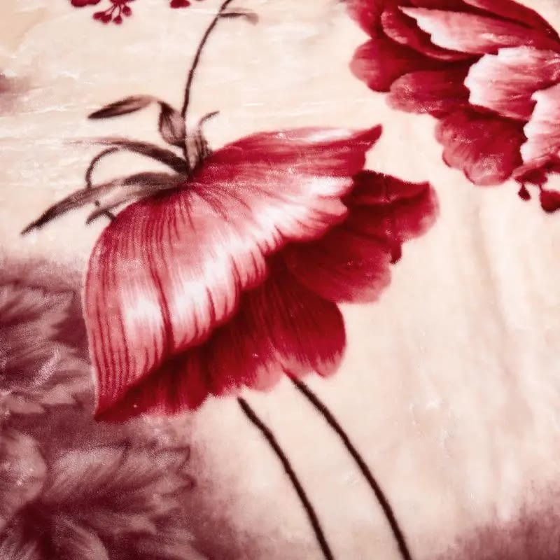 Thick Plush Blanket with Large Burgundy Floral Print - photo 3