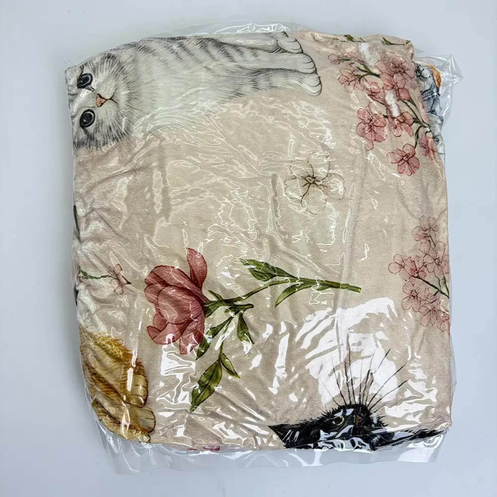 Cat Print Wearable Hooded Fleece Blanket - photo 4