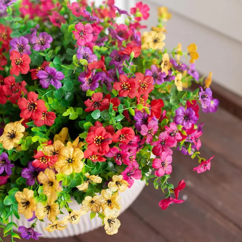 Mixed Colour Artificial Daisies and Leaves in Ribbed Pot - photo 3
