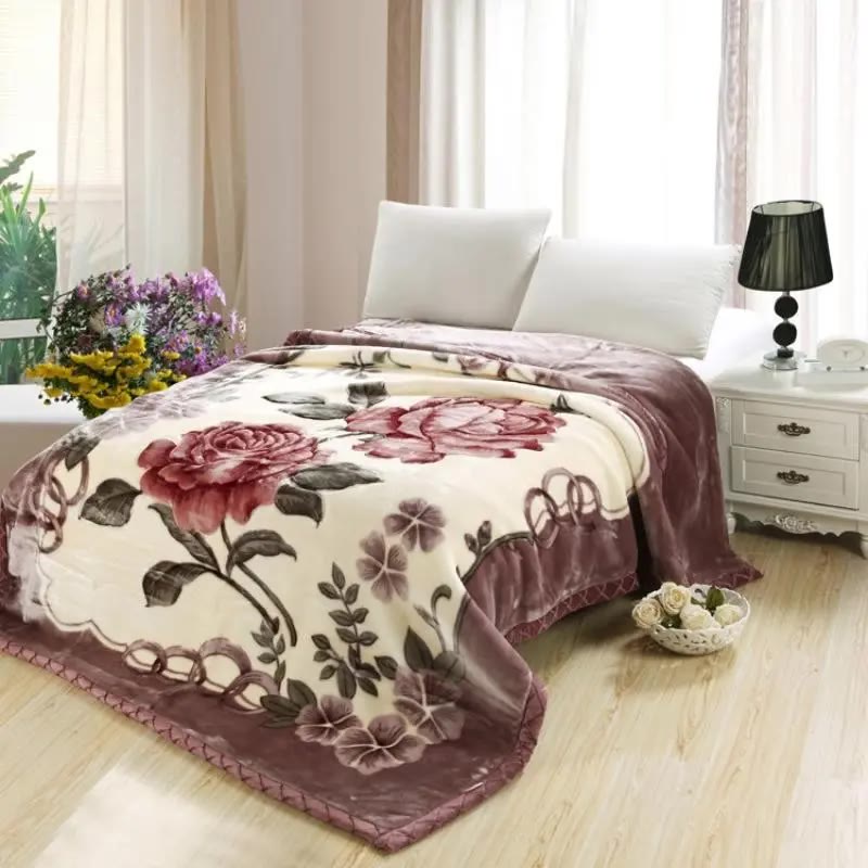 Plush Mauve Blanket with Large Rose Print - photo 2