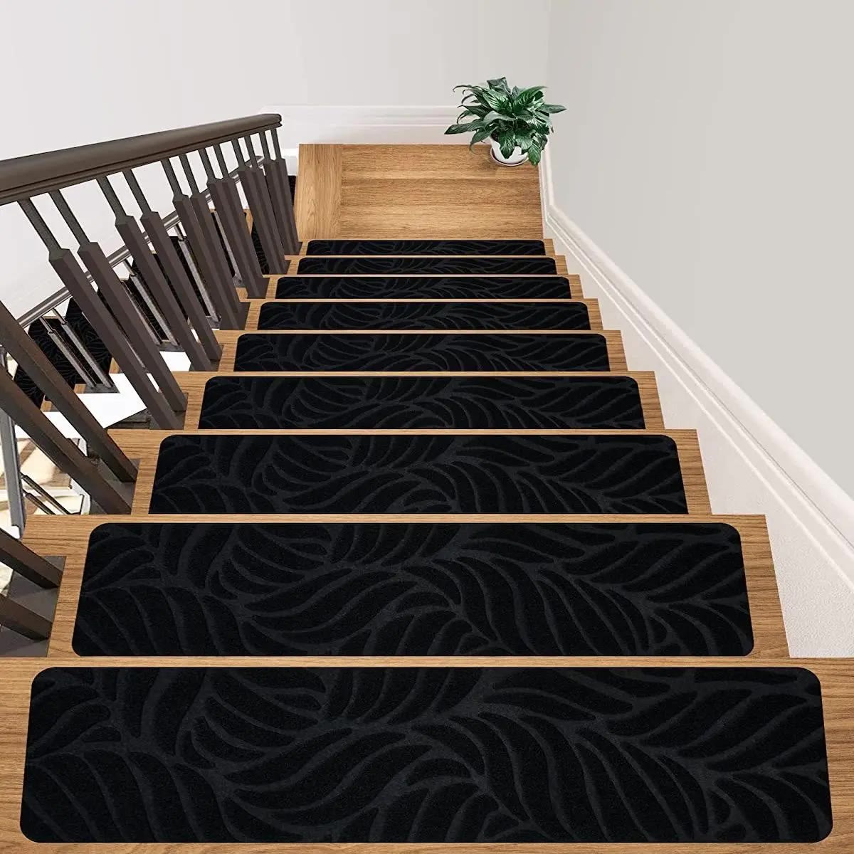 Beige Leaf-Embossed Adhesive Stair Tread Rugs - photo 2