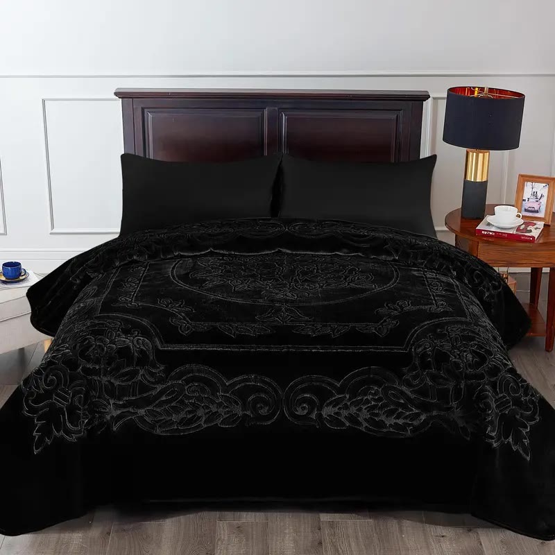 Mauve Fleece Blanket with Embossed Floral Pattern - photo 2