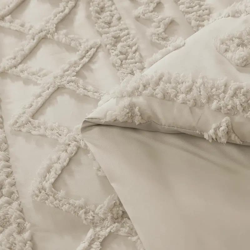 Cream Tufted Comforter Set with Matching Shams - photo 2