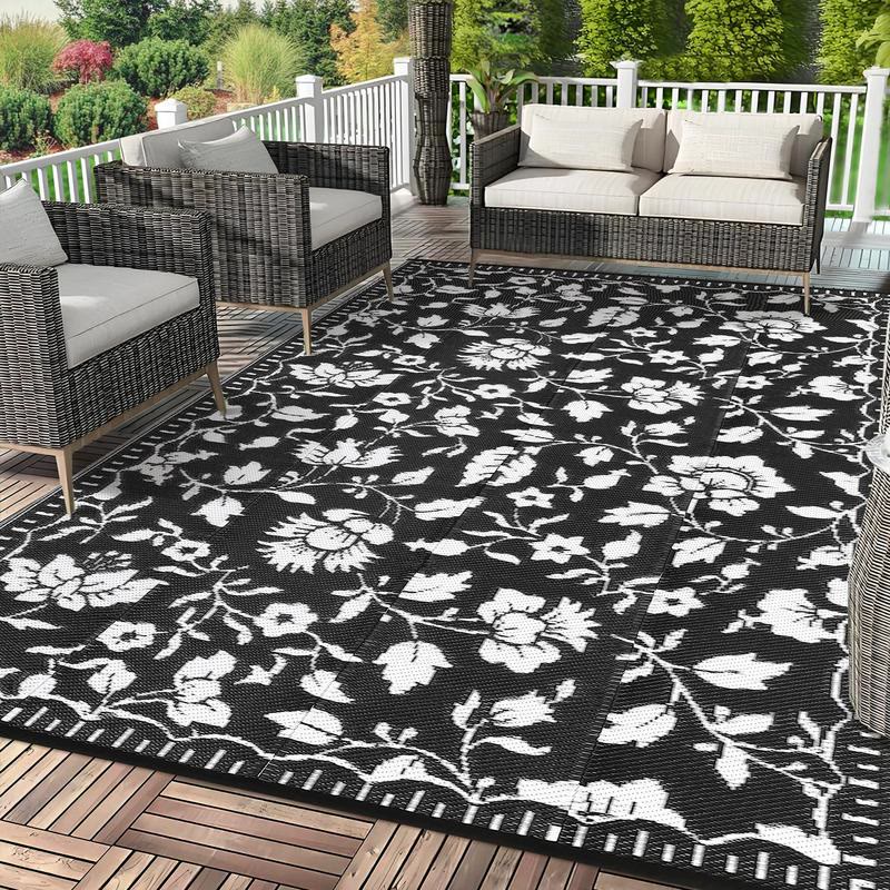 Black and White Floral Outdoor Patio Rug