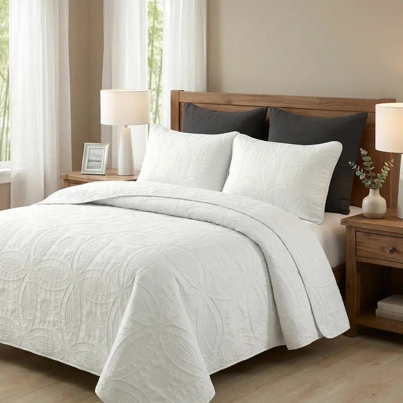 White Quilted Coverlet Set with Pillow Shams - photo 3