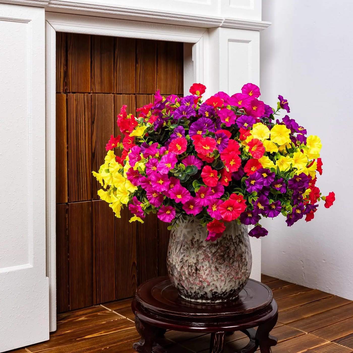 Mixed-Colour Faux Flower Bunches in Wooden Barrel - photo 4