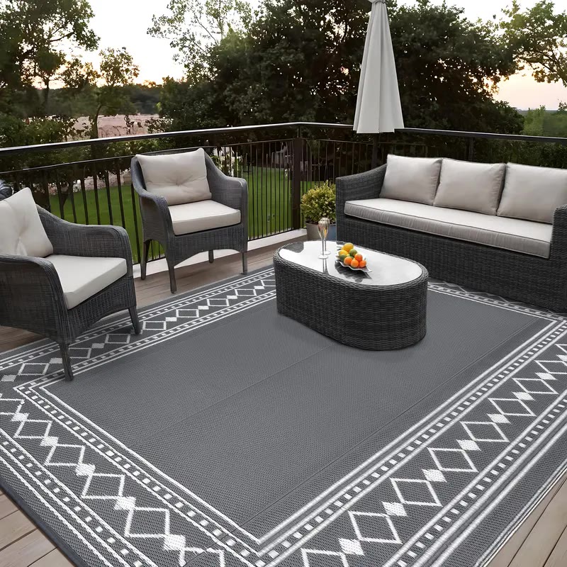 Grey Woven Outdoor Rug with White Diamond Border - photo 4