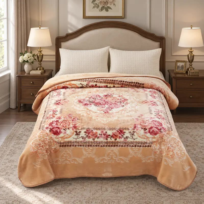 Peach Fleece Blanket With Large Rose Print - photo 3