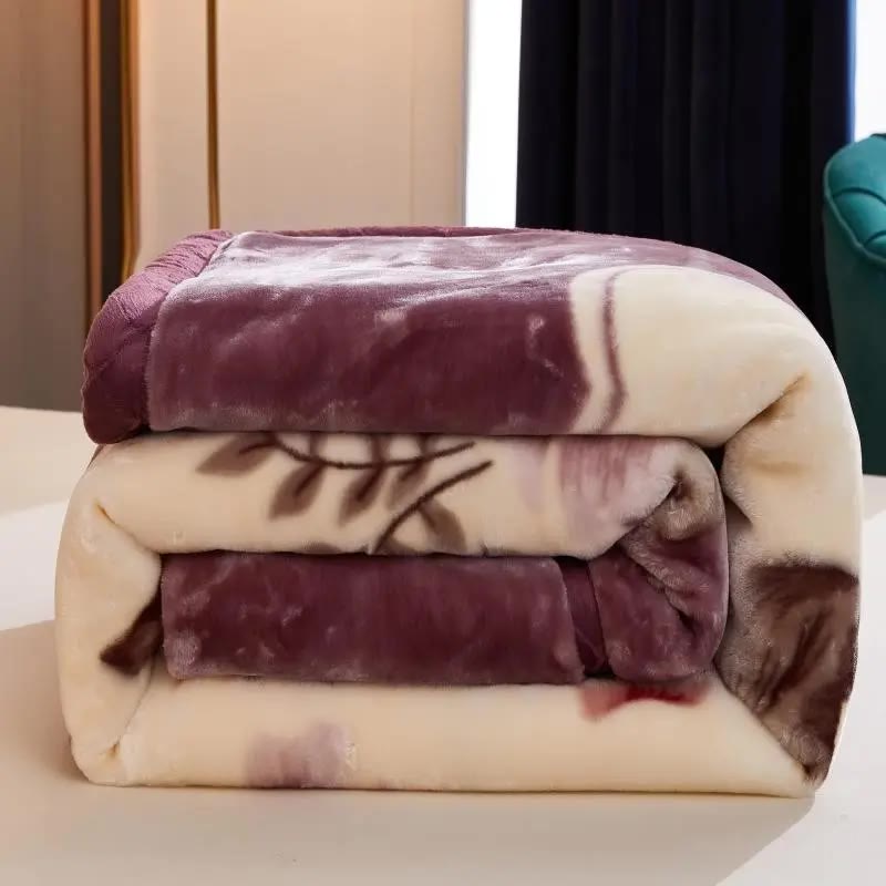 Plush Mauve Blanket with Large Rose Print - photo 4